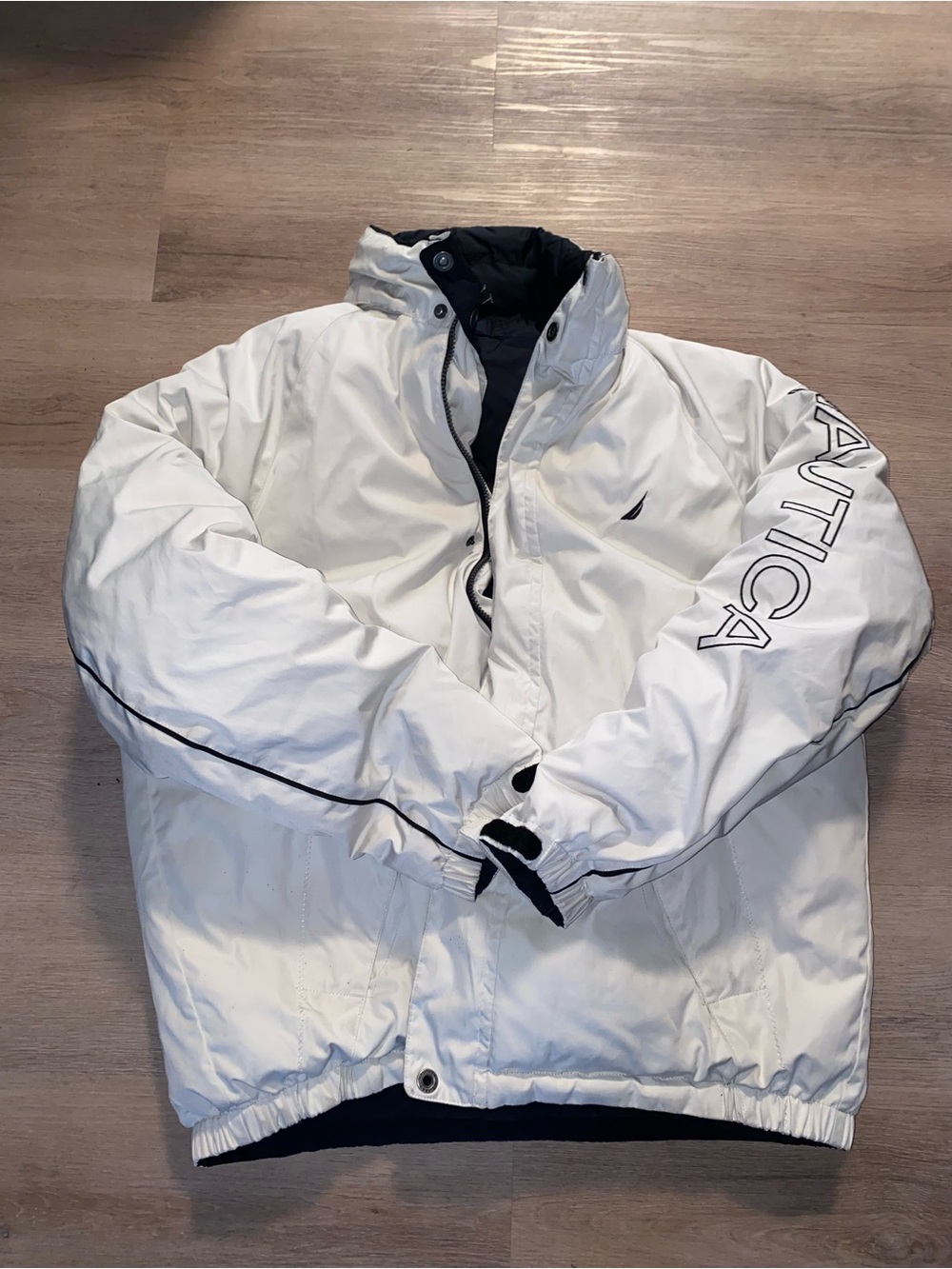 Nautica Men’s White Puffer Jacket with Black Trim